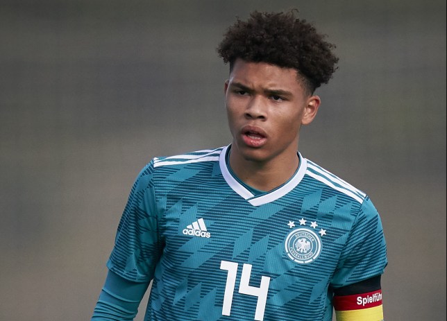 Chelsea in ‘pole position’ to sign Borussia Dortmund’s in-demand teenager Nnamdi Collins - Bóng Đá