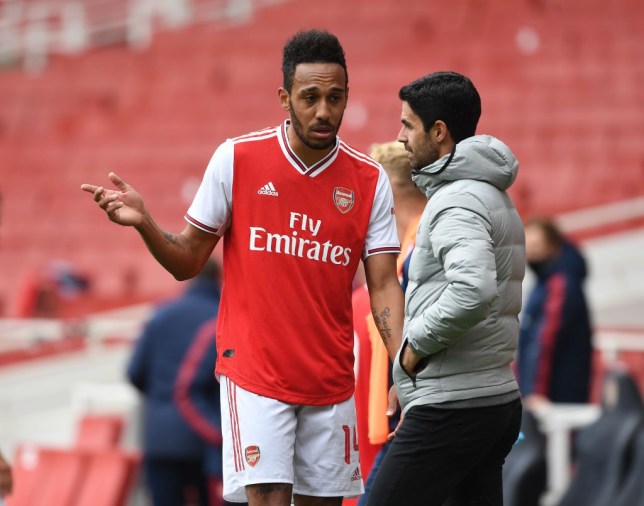 ‘They’ve shot themselves in the foot!’ – Kevin Campbell slams Arsenal over Pierre-Emerick Aubameyang’s contract situation - Bóng Đá