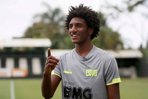 Talles Magno: Liverpool-linked Brazilian teen star with Neymar-esque skills - Bóng Đá