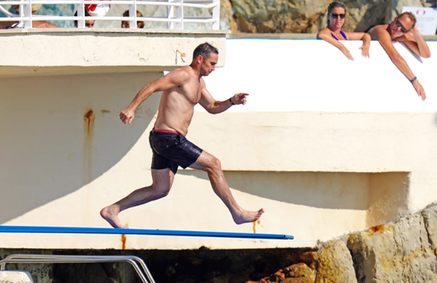 Frank Lampard enjoys summer holiday with wife Christine and children - Bóng Đá