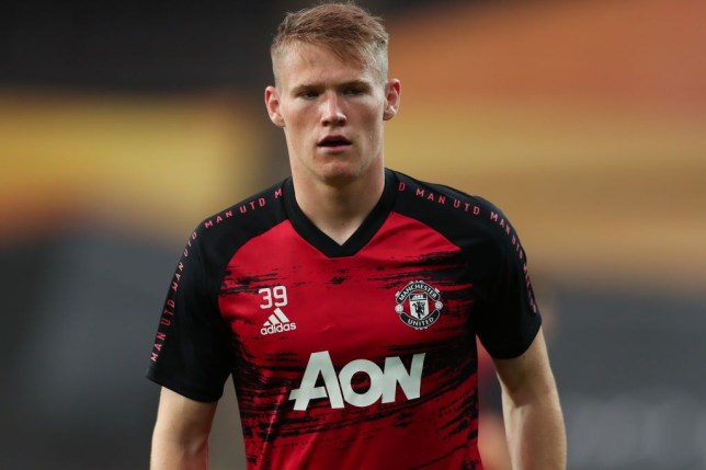 Dimitar Berbatov wants Scott McTominay recalled and a new centre-back signed by Man United - Bóng Đá