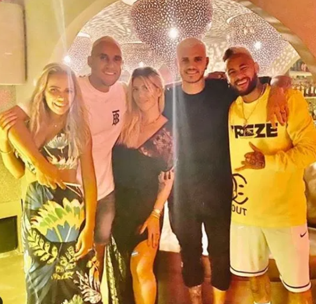 Inside Wanda and Icardi’s luxury Ibiza holiday from private jet to villa with infinity pool and night out with Neymar - Bóng Đá