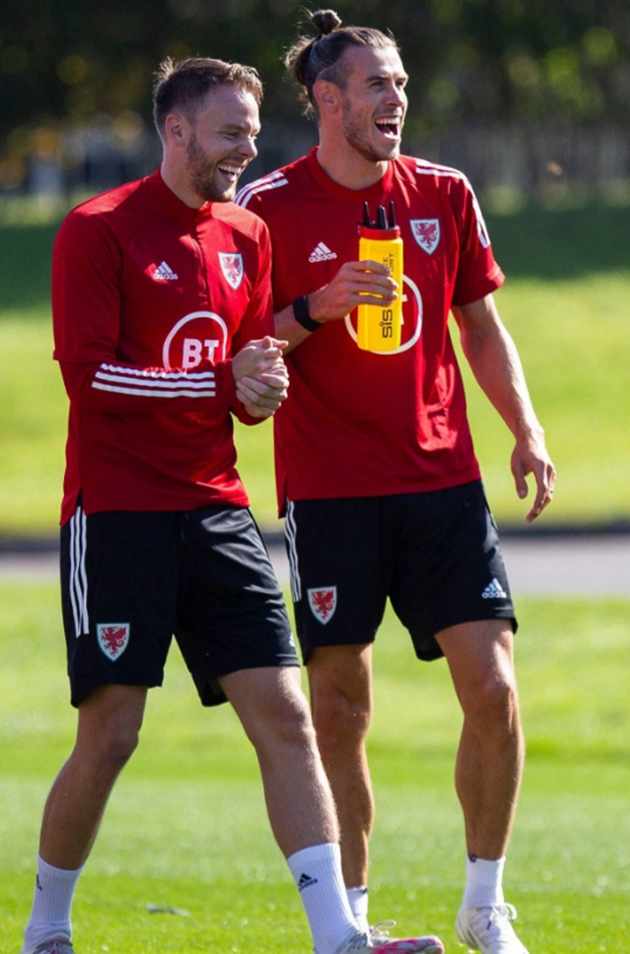 Gareth Bale finally smiling again on Wales duty after months of misery frozen out at Real Madrid - Bóng Đá