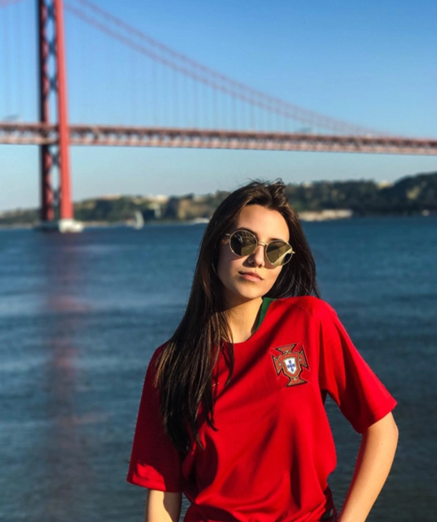 Ruben Dias’ Wag is top pop star April Ivy who had a No1 hit in Portugal with Be Ok - Bóng Đá