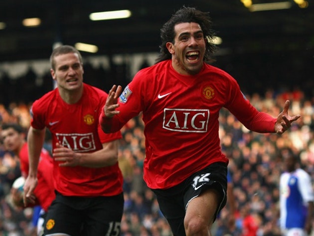 Tevez đã chơi 3 trận chung kết C1.
