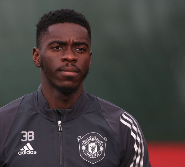 Axel Tuanzebe returns to Manchester United training after 10-month injury absence - Bóng Đá