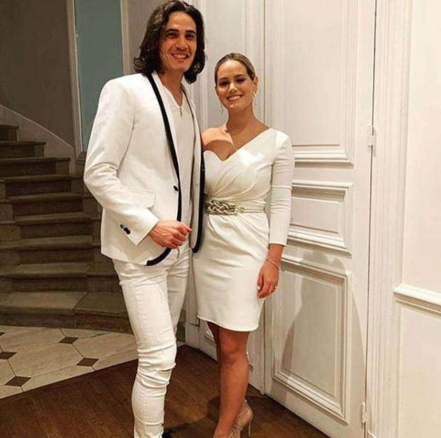 Edinson Cavani has gone from shearing sheep and learning ballet to Manchester United's new No 7 - Bóng Đá