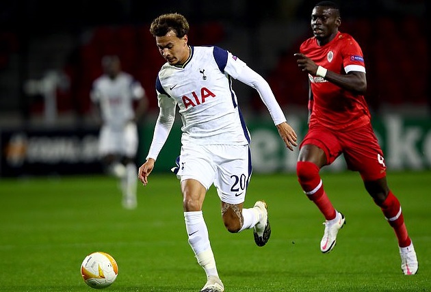 'Sloppy play is not going to get him back in the team': Glenn Hoddle admits it is getting difficult for Dele Alli  - Bóng Đá
