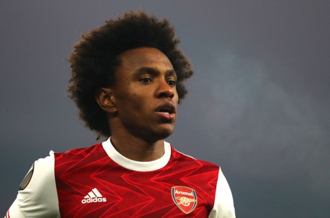 Willian responds to claims he almost joined Barcelona instead of Arsenal - Bóng Đá