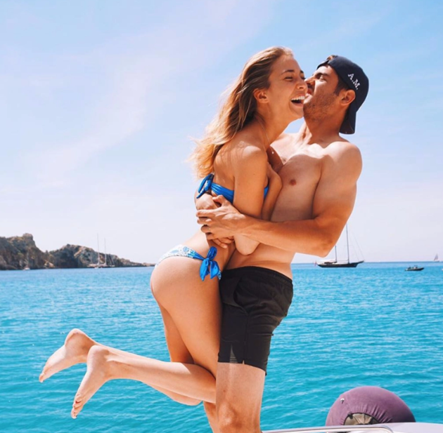 Morata’s stunning wife Alice reveals striker asked her to marry him just eight months after she ignored his messages - Bóng Đá