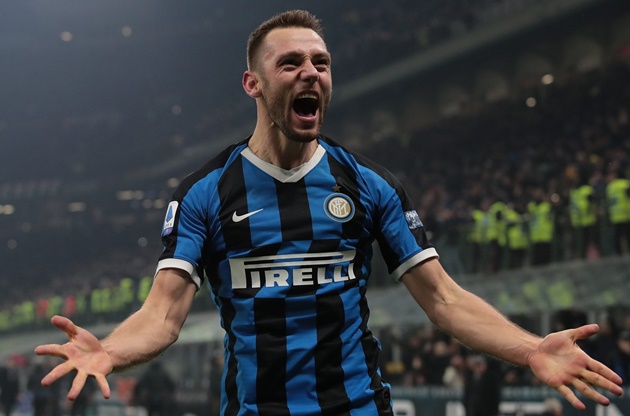 Ảnh bài viết Liverpool âm mưu cướp "đá tảng" Inter Milan