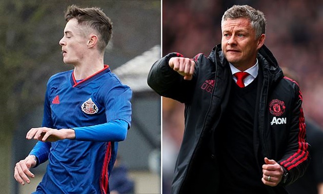 Man Utd wonderkid Joe Hugill - Bóng Đá