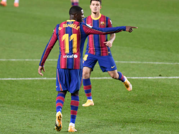 Messi lắc đầu ngao ngán rời Camp Nou - Bóng Đá