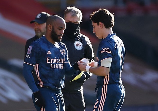 Arsenal chơi tất tay cuối trận nhưng vẫn không thể lật ngược thế cờ.