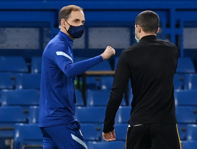 Tuchel walks out to ‘In Frank We Trust’ banner in first Chelsea game - Bóng Đá