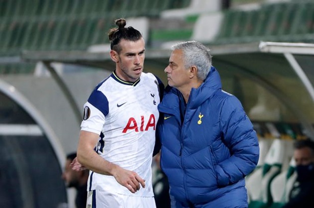 Jose Mourinho admits he can't give Gareth Bale a run of games in the Tottenham team - Bóng Đá