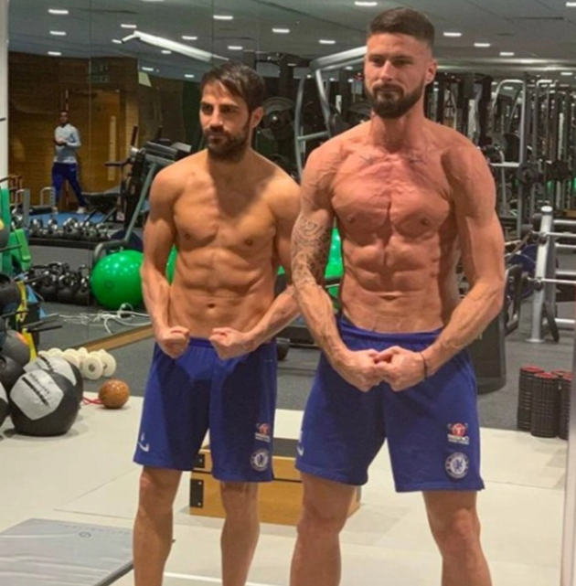 How Chelsea star Olivier Giroud, 34, defies his years with a strict diet and tough fitness plan to keep scoring - Bóng Đá