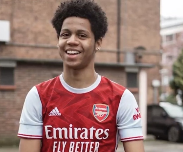 Arsenal sign Chelsea youth player Amani Richards - Bóng Đá
