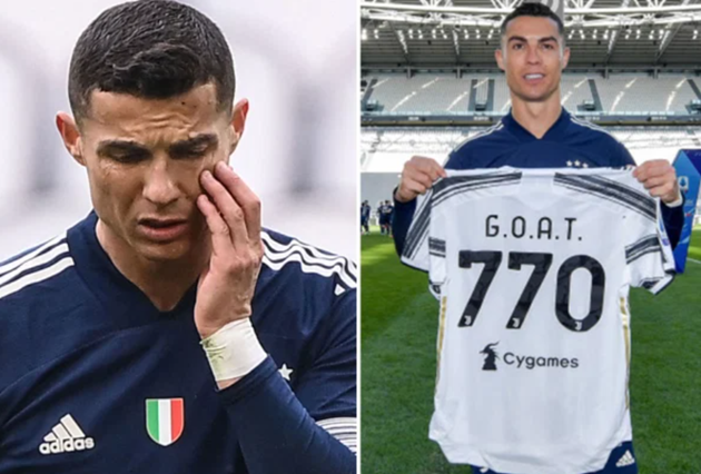 Ronaldo presented with 'GOAT 770' - Bóng Đá