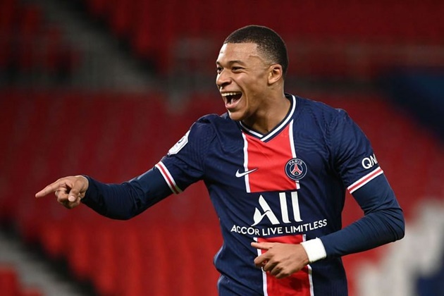 Mbappe thăng hoa trong màu áo PSG.