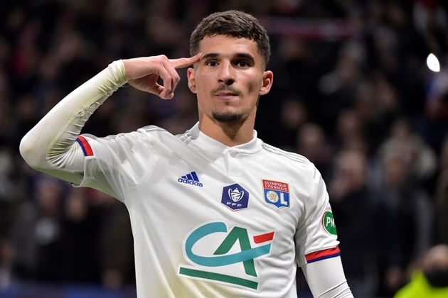 Juventus tống khứ 2 "kẻ thừa", sẵn sàng đón bộ đôi tiền vệ trong mơ