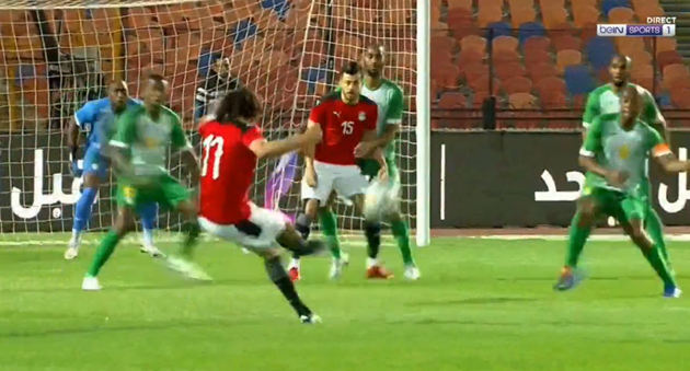 Arsenal star Mohamed Elneny scores cracker for Egypt from outside of the penalty area - Bóng Đá