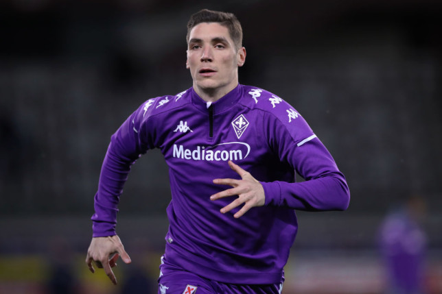 Manchester United in negotiations to sign Fiorentina star Nikola Milenkovic - Bóng Đá