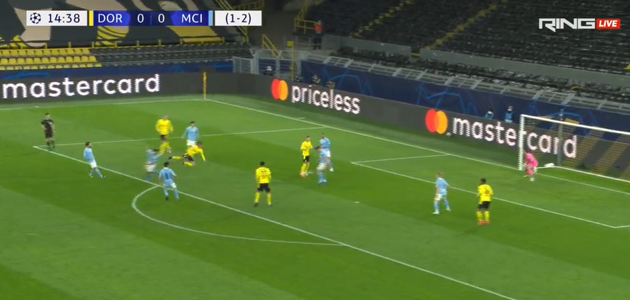 Jude Bellingham continues to impress with a lovely finish for Dortmund vs Man City - Bóng Đá