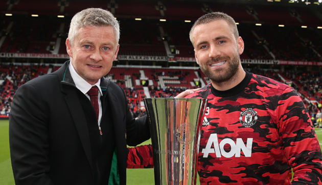 Shaw có phong độ cao trong màu áo Man United.