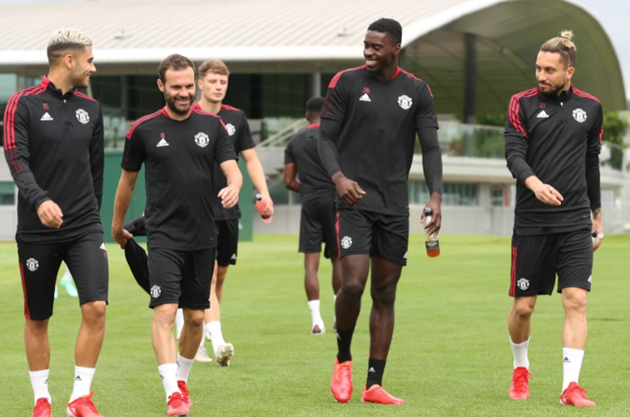 Man Utd players train ahead of first pre-season clash vs Derby - Bóng Đá