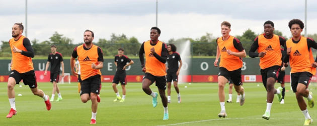 Man Utd players train ahead of first pre-season clash vs Derby - Bóng Đá