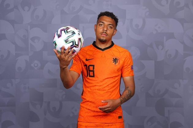 Journalist: Liverpool FC have been scouting Donyell Malen for many months - Bóng Đá