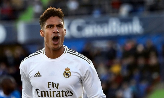 Why Raphael Varane to Man Utd would be a truly a rare ‘heavyweight’ signing - Bóng Đá