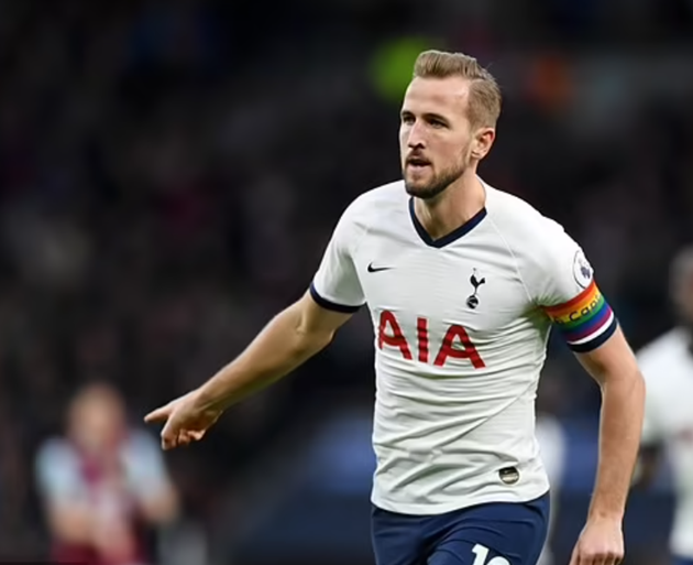Spurs are STILL standing firm over Harry Kane, Chelsea are plotting a late summer splurge on strikers and is Manuel Locatelli  - Bóng Đá