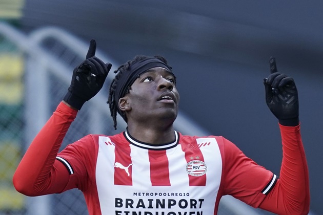 Liverpool, Man Utd, Spurs suffer blow as transfer target Madueke signs new PSV deal - Bóng Đá
