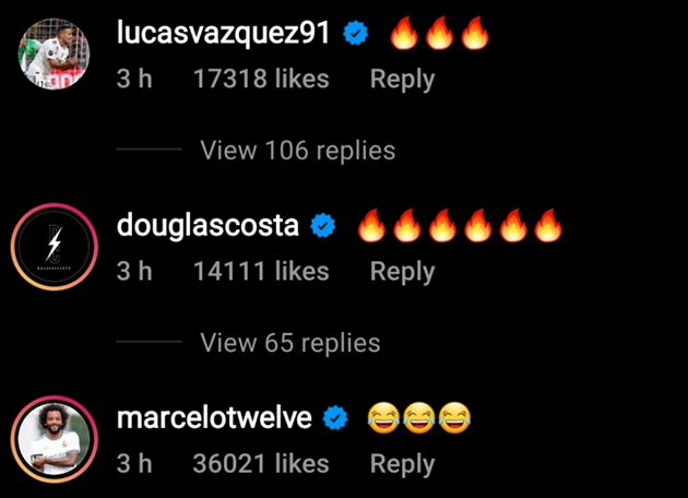 Marcelo, Vazquez, Costa chúc mừng Ronaldo.