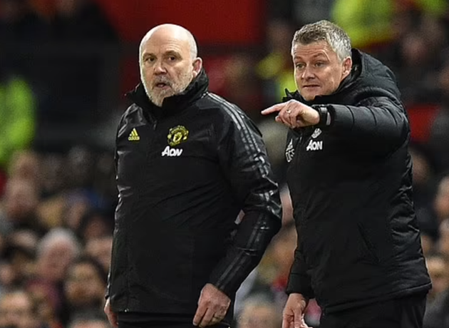 Manchester United hand assistant manager Mike Phelan a new contract until 2024 - Bóng Đá