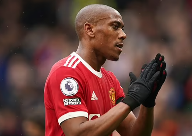 Dwight Yorke tells Anthony Martial he must 'buckle down if he is to have any future at Manchester United'  - Bóng Đá
