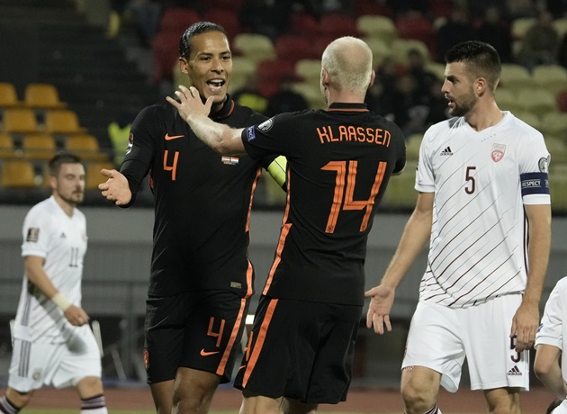 NETHERLANDS EDGE PAST LATVIA TO TAKE SOLE LEAD IN GROUP G - Bóng Đá