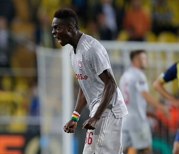 Liverpool targeting move for Olympiacos centre-back Pape Abou Cisse  - Bóng Đá