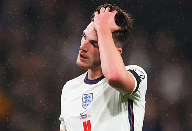 England face a midfield headache as Declan Rice is ruled out of Albania - Bóng Đá