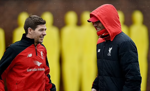 Jurgen Klopp thinks Steven Gerrard will 'DEFINITELY' become Liverpool manager - Bóng Đá