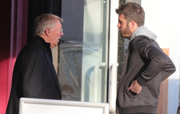 Sir Alex Ferguson and Man Utd hero Michael Carrick - Bóng Đá