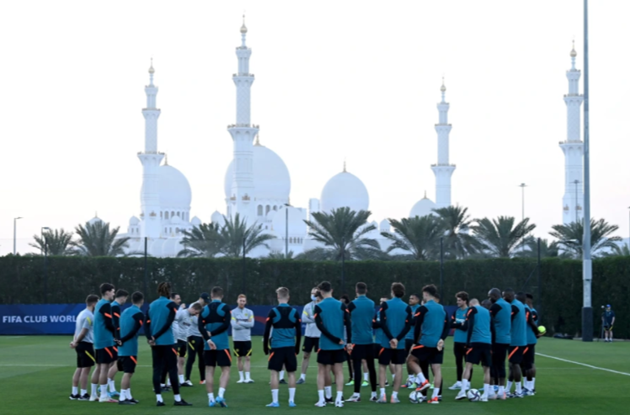 Các cầu thủ Chelsea đến UAE - Bóng Đá