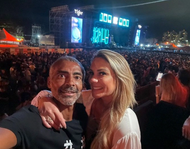 Brazil legend Romario whisks stunning girlfriend Marcelle Ceolin - Bóng Đá