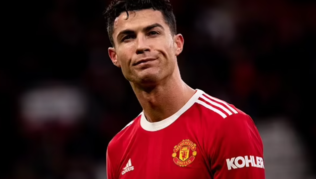 Roy Keane suggests there's something more to Cristiano Ronaldo's absence against Man City than injury - Bóng Đá