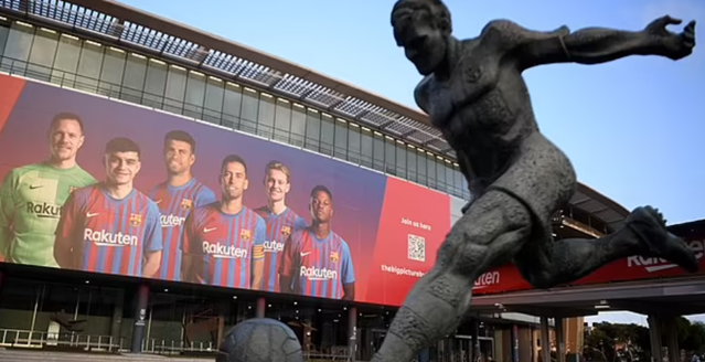 Barcelona's iconic stadium will be renamed the Spotify Nou Camp from next season - Bóng Đá