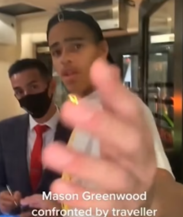 Angry Mason Greenwood clashes with fan - Bóng Đá