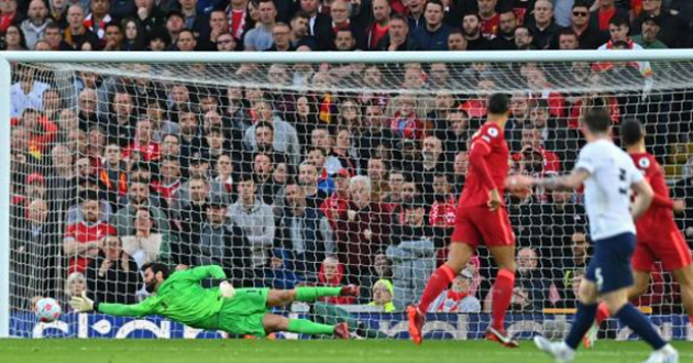 TRỰC TIẾP Liverpool 0-0 Tottenham: Van Dijk bỏ lỡ (H1) - Bóng Đá