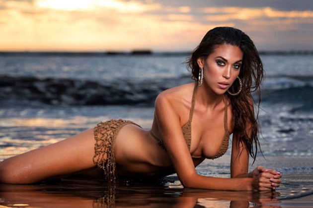 Kepa’s stunning Miss Universe girlfriend Andrea - Bóng Đá